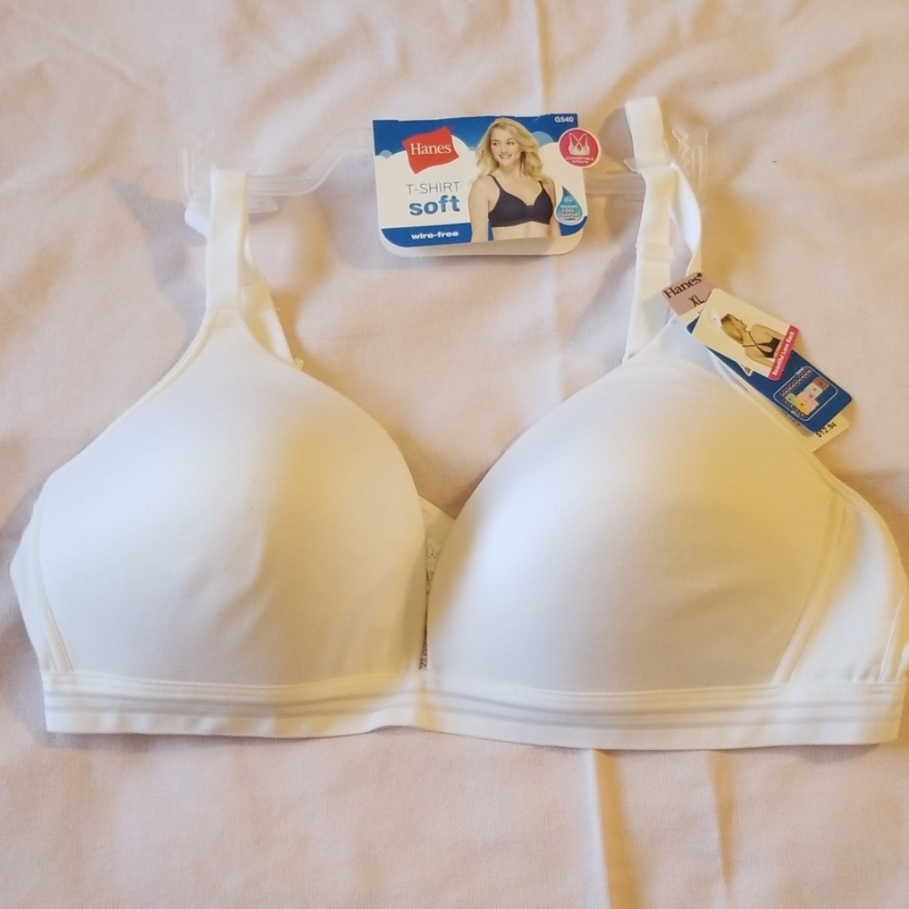 Hanes XL tshirt bra white